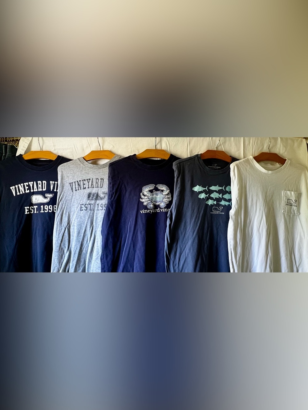 5 Vineyard Vines BOYS Large Short Sleeve Logo Tees in Navy, Gray & White